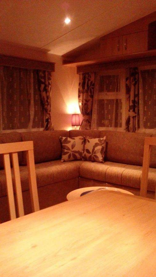 Luxe vakantiechalet met omheinde tuin Bredene 6pers  Buitenkant foto