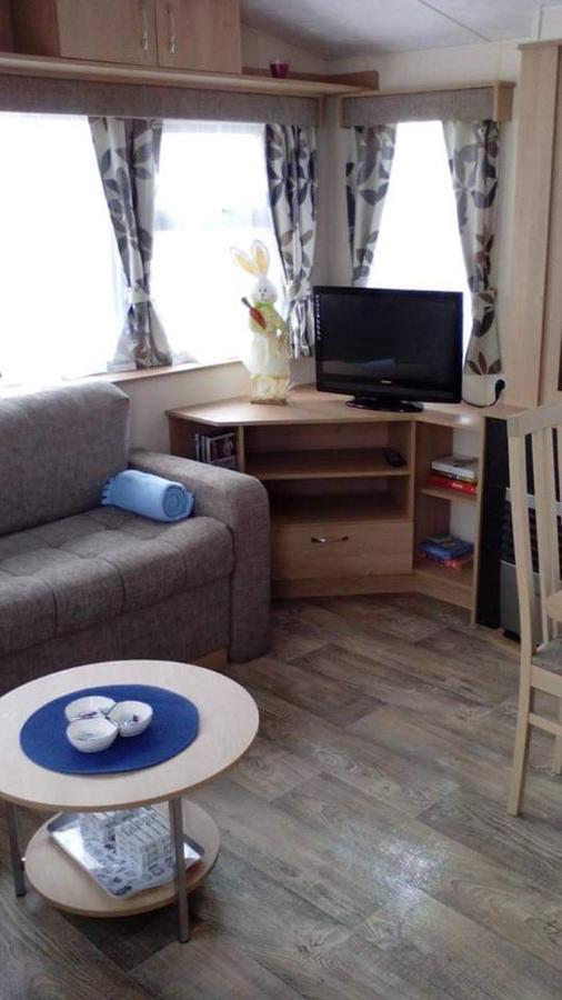Luxe vakantiechalet met omheinde tuin Bredene 6pers  Buitenkant foto